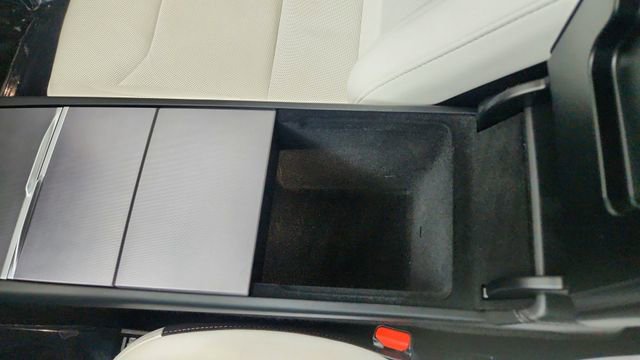 Used 2026 Tesla Model Y Long Range image 52