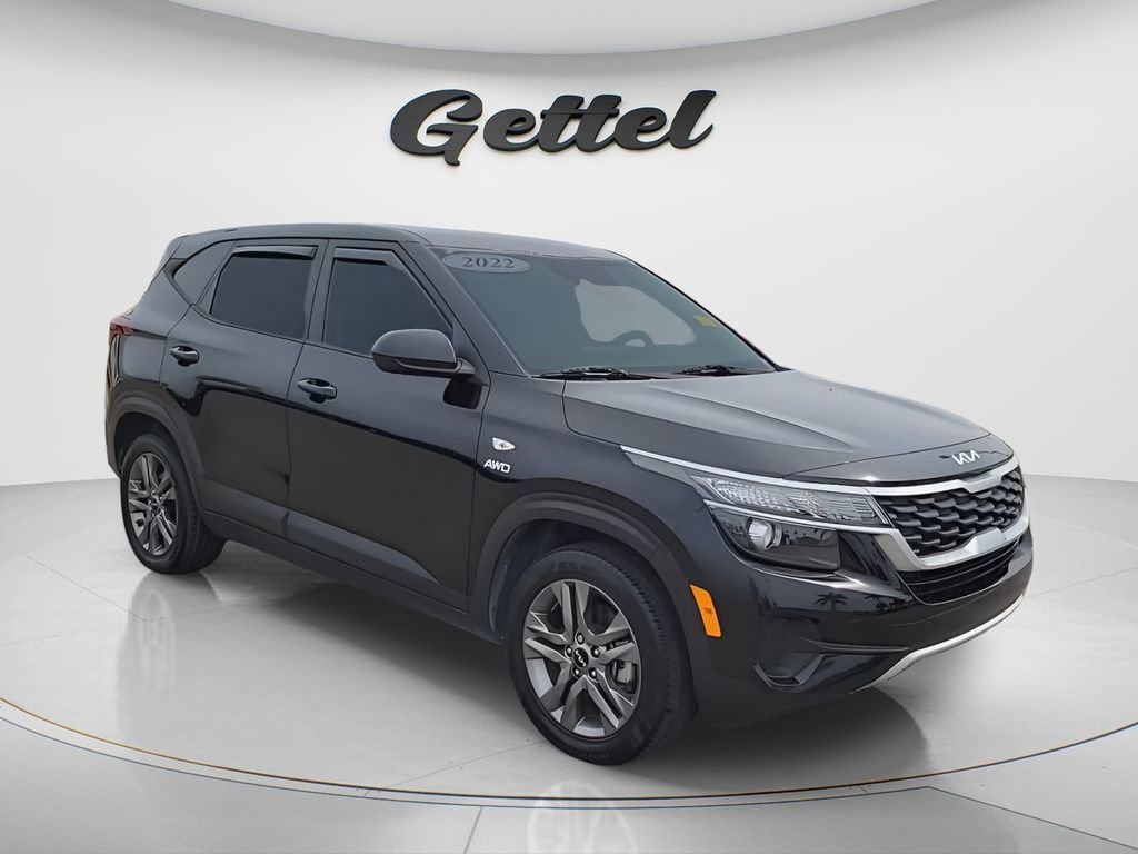 Used 2022 Kia Seltos LX image 7