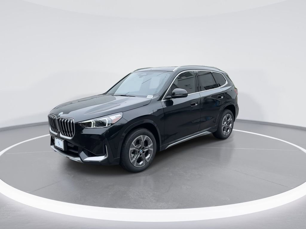 Used 2025 BMW X1 xDrive28i w/ Technology Package image 4