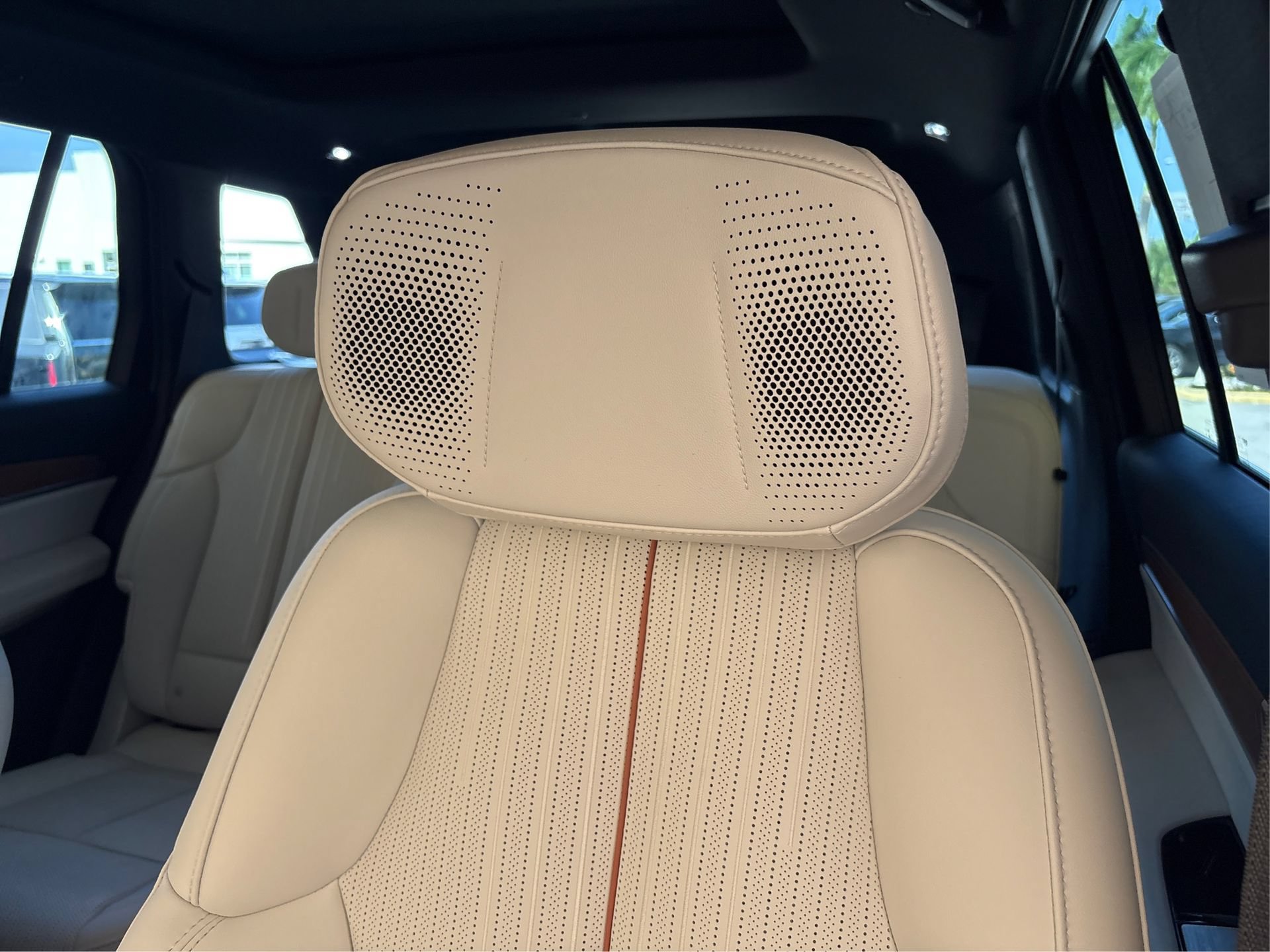 New 2027 Cadillac Vistiq Sport AWD/4WD image 29