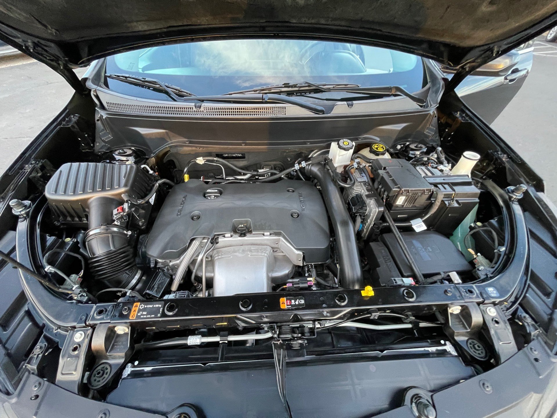 Used 2018 Chevrolet Equinox LT FWD image 28