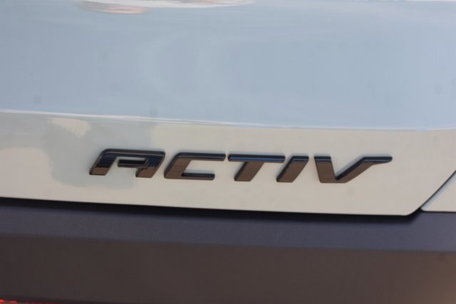 New 2026 Chevrolet Equinox ACTIV w/ Safety and Technology Package image 8