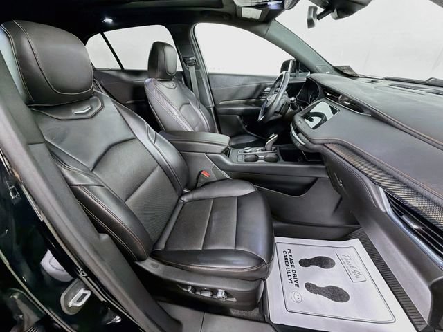 Used 2021 Cadillac XT4 Sport w/ Sun And Sound Package AWD/4WD image 28