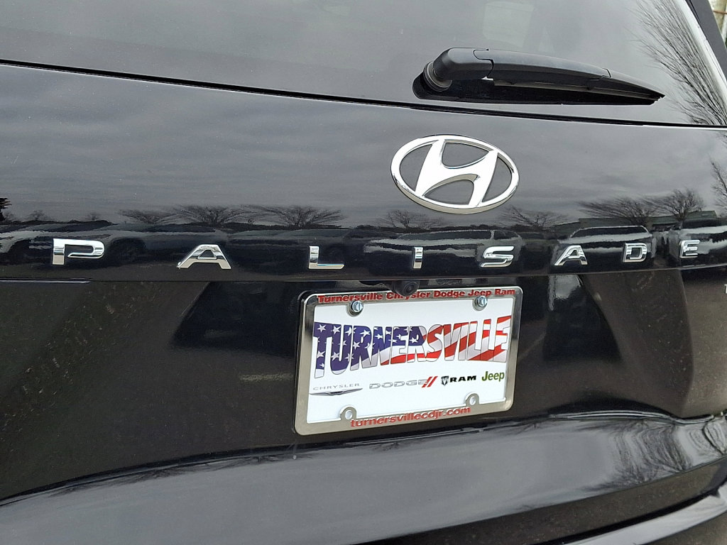 Used 2024 Hyundai Palisade SEL w/ Premium Package image 16