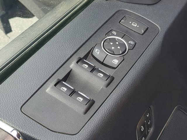 Used 2022 Ford F350 Lariat w/ Lariat Value Package image 22