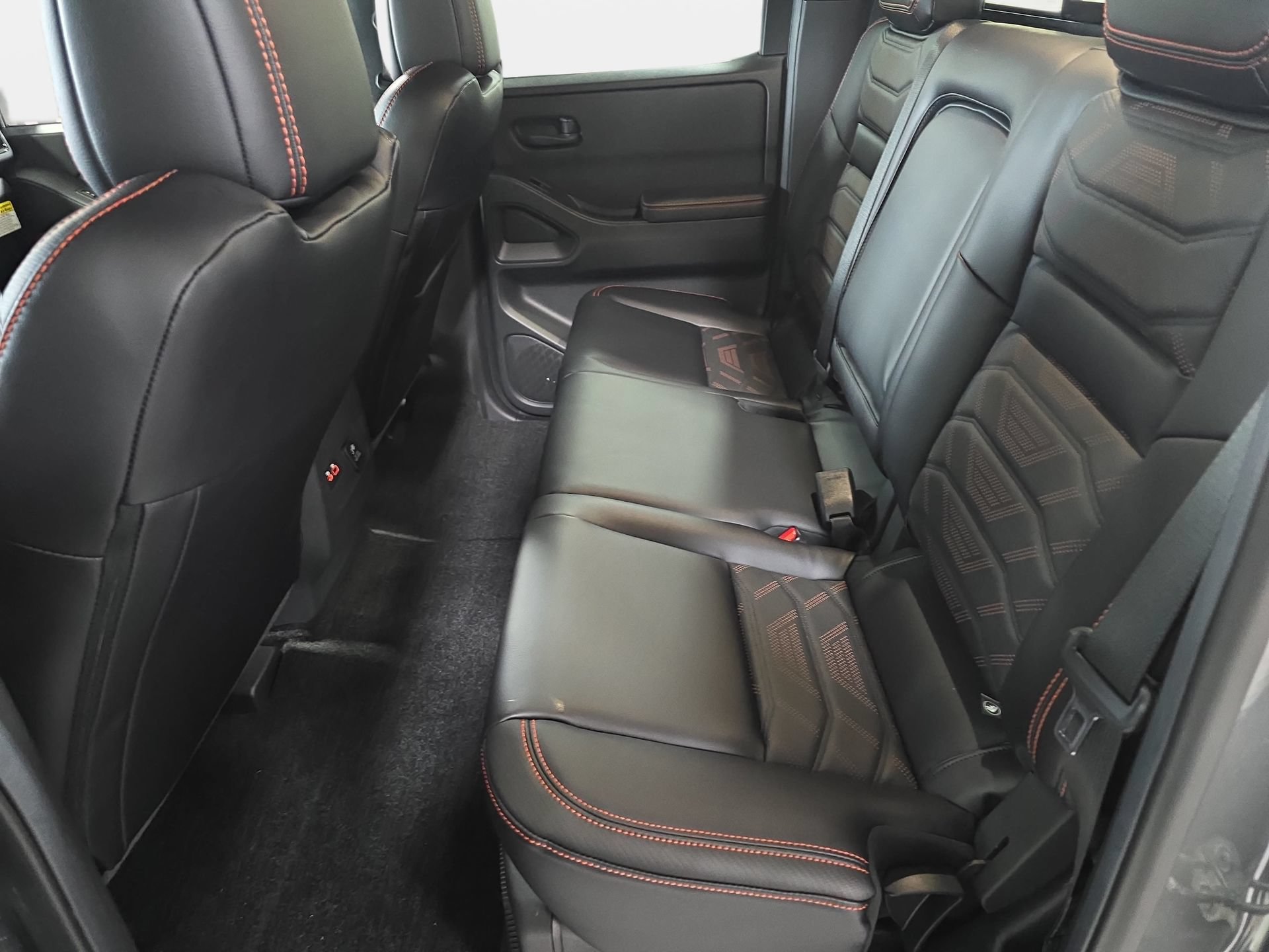 New 2026 Nissan Frontier Pro-X w/ Pro Premium Package RWD image 13