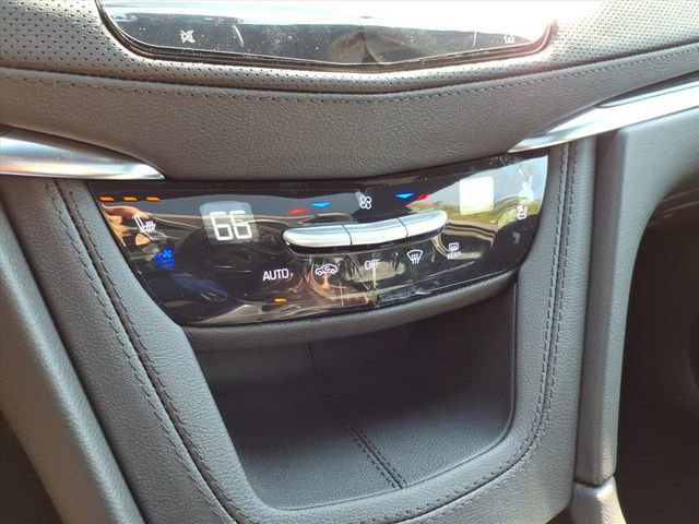 New 2025 Cadillac XT5 Premium Luxury w/ LPO, Floor Liner Package image 31