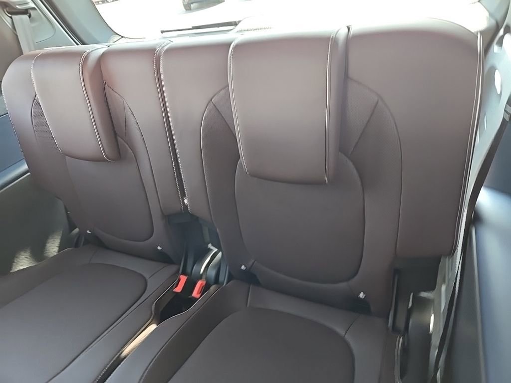 New 2025 Volkswagen ID. Buzz 1st Edition RWD image 28