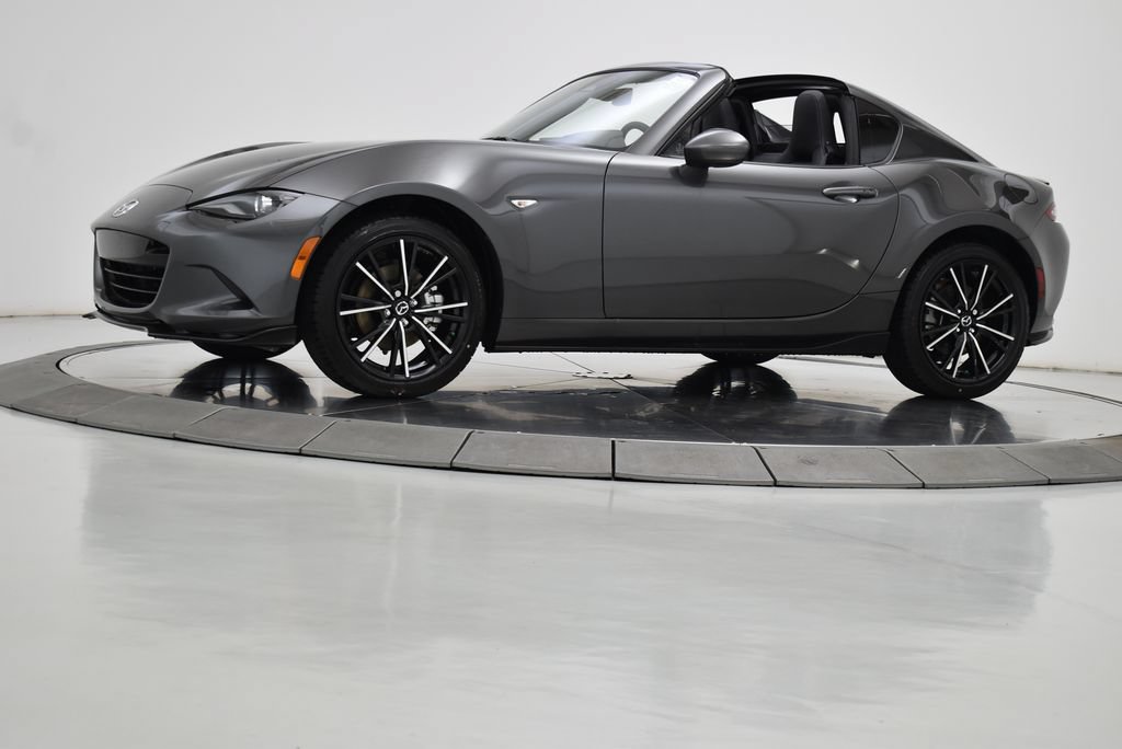 New 2026 MAZDA MX-5 Miata RF Grand Touring w/ Appearance Package RWD image 16