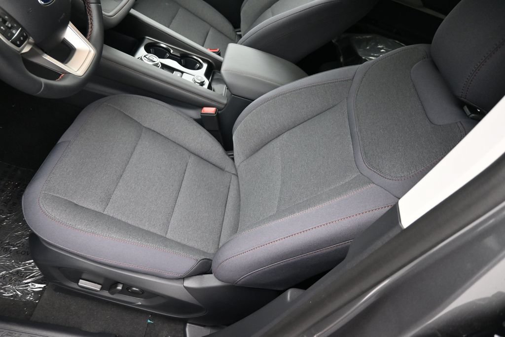 New 2026 Ford Explorer Active AWD/4WD image 10