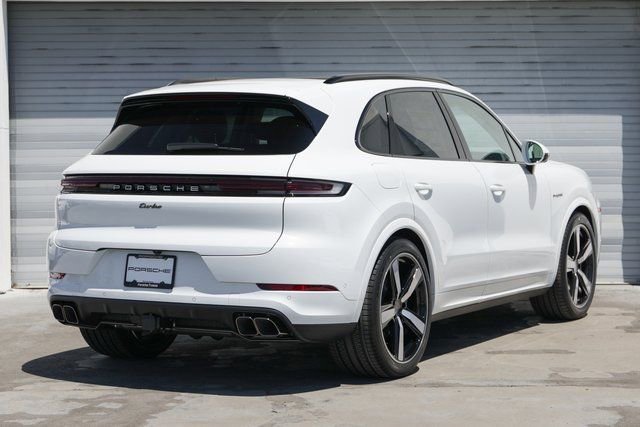 New 2025 Porsche Cayenne Turbo image 7