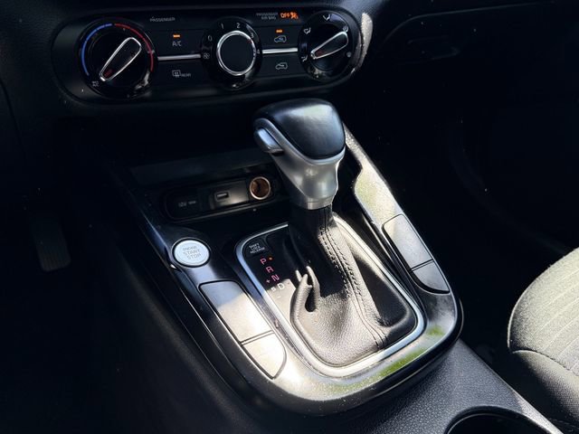Used 2020 Kia Soul GT-Line w/ GT 2.0L Power Sunroof Package FWD image 16