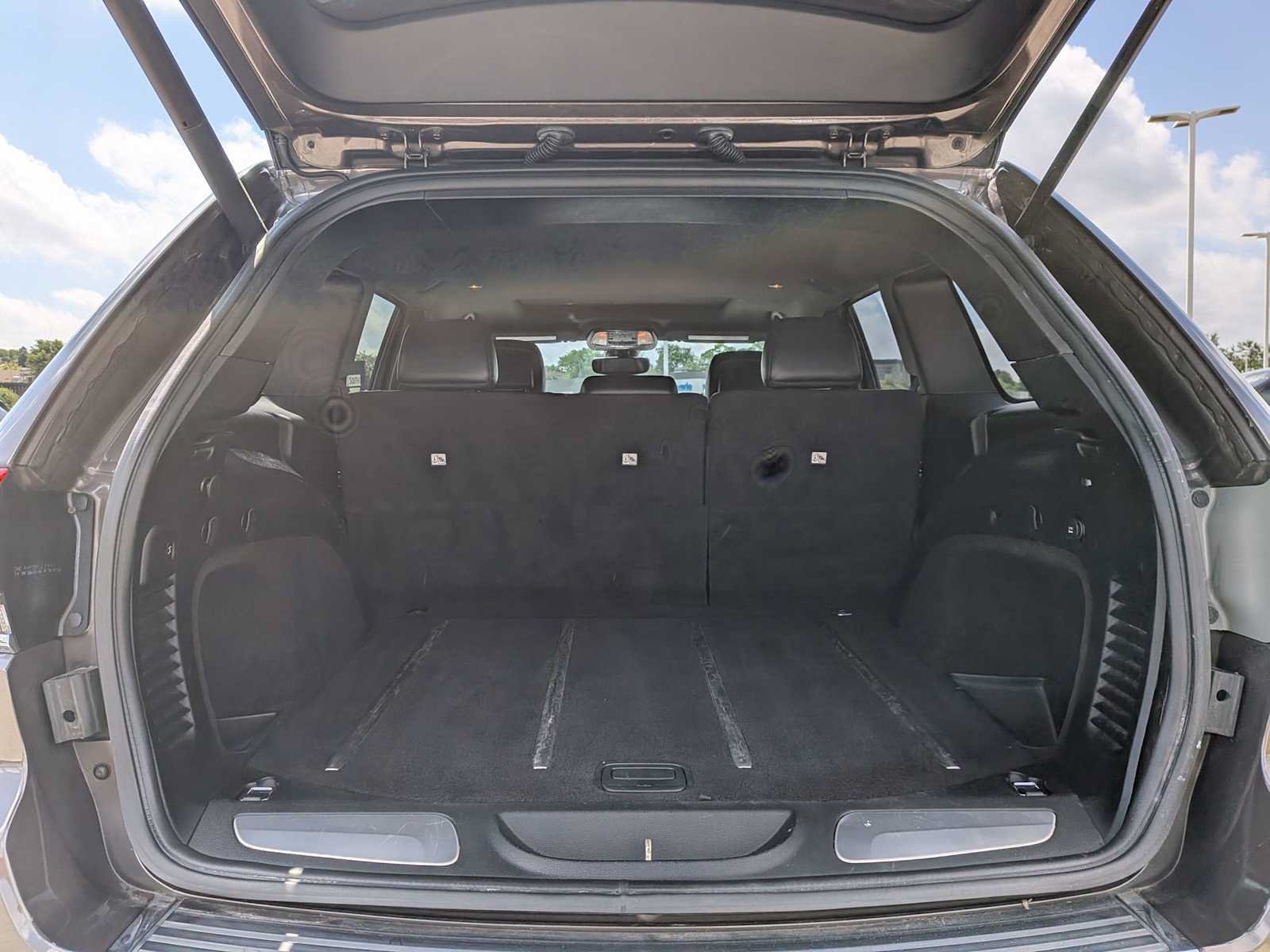 Used 2017 Jeep Grand Cherokee Limited AWD/4WD image 30