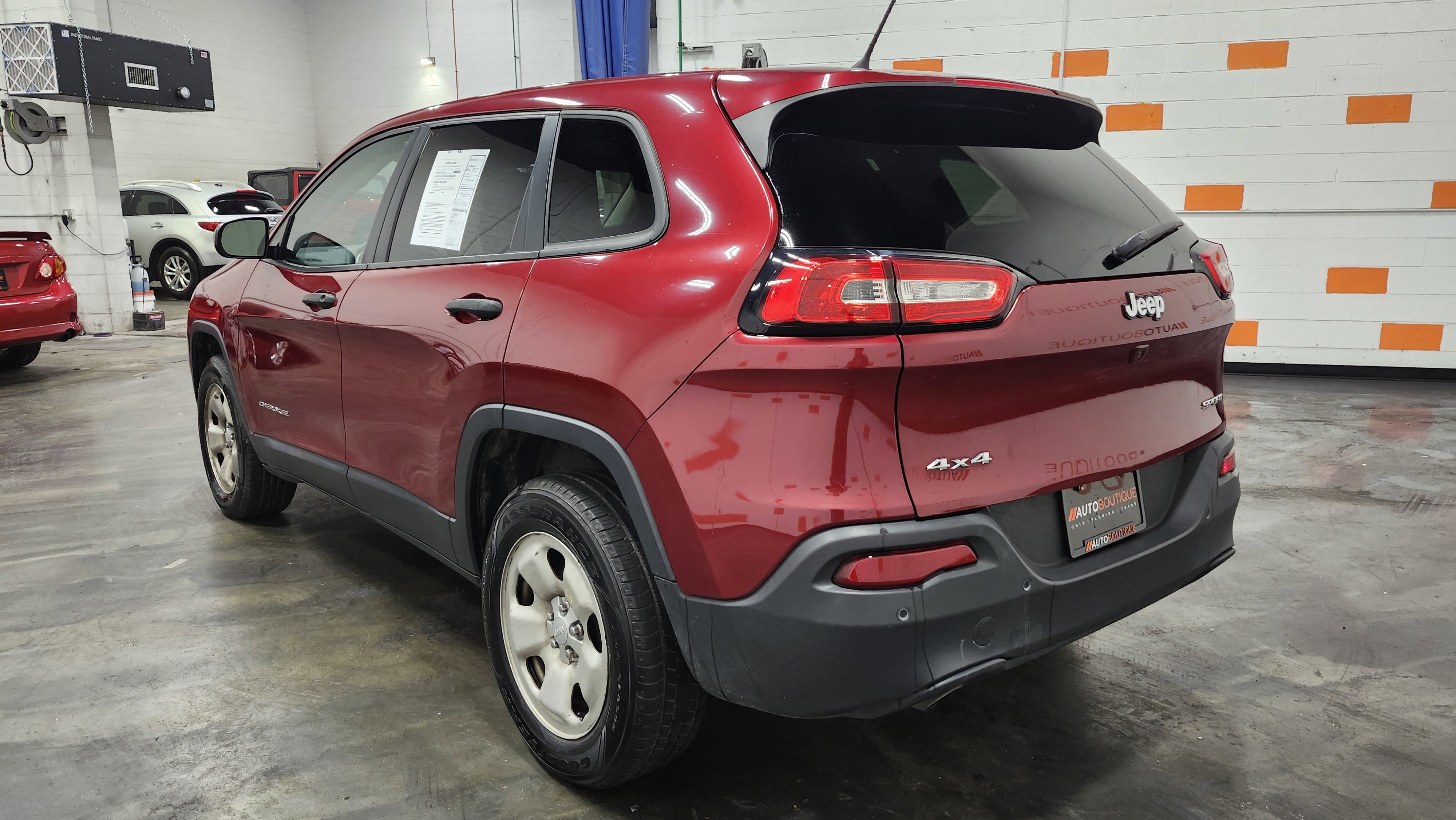 Used 2017 Jeep Cherokee Sport w/ Safety Group image 12