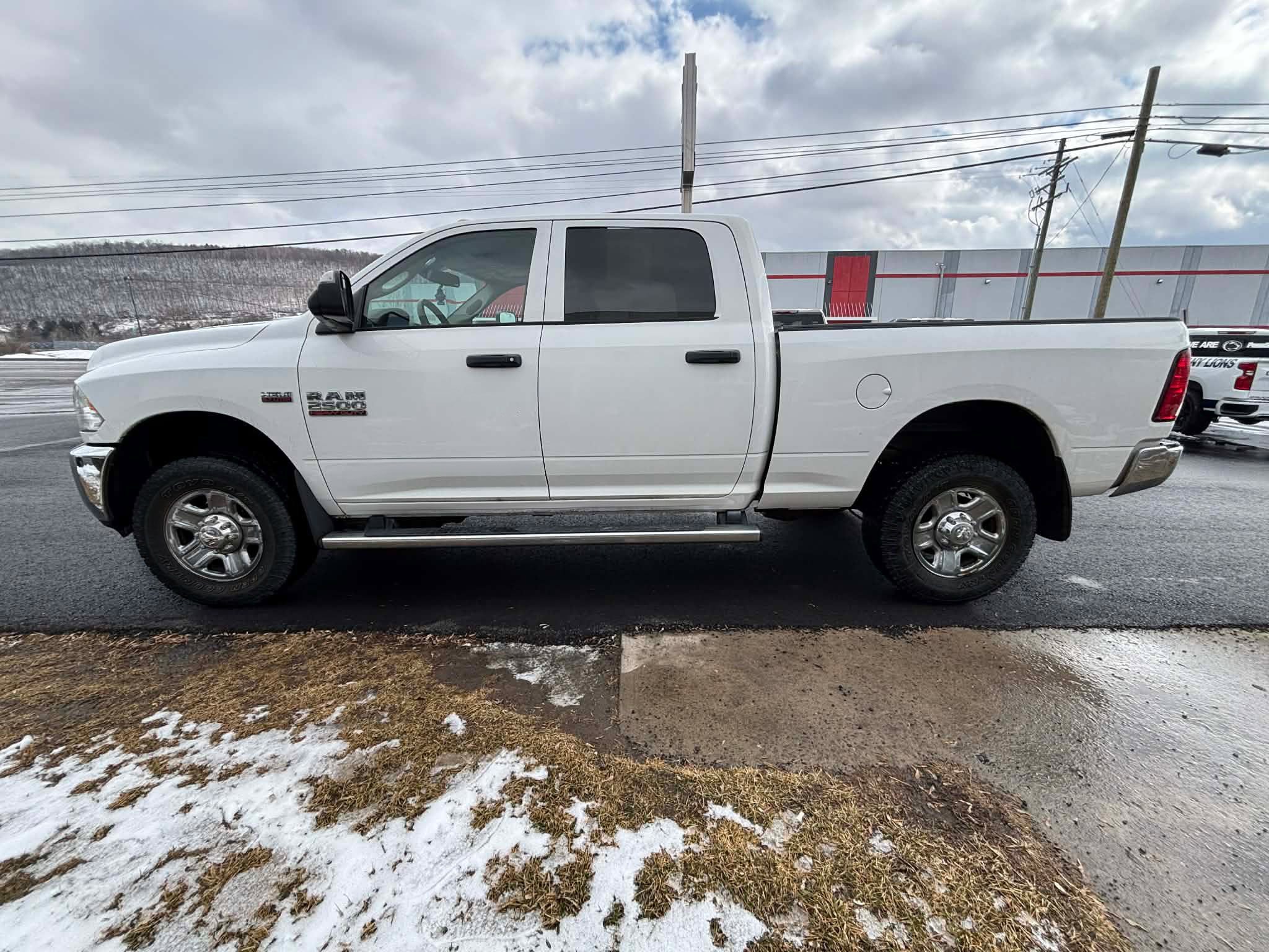 Used 2016 RAM 2500 Tradesman w/ Chrome Appearance Group image 6
