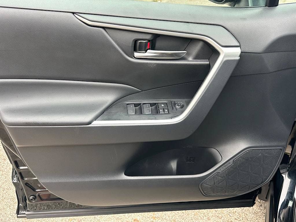 Certified 2024 Toyota RAV4 SE w/ Weather Package AWD/4WD image 14