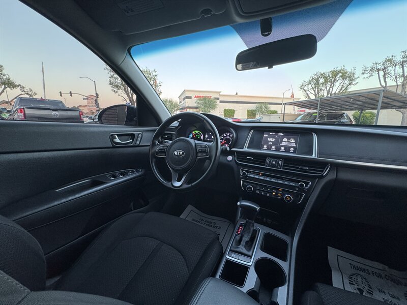 Used 2018 Kia Optima Premium w/ Convenience Package FWD image 37