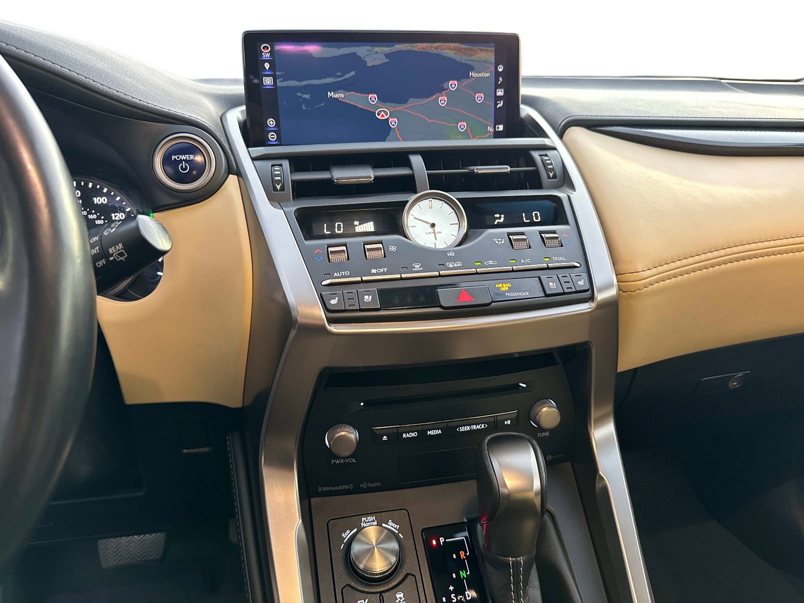 Used 2019 Lexus NX 300h image 25