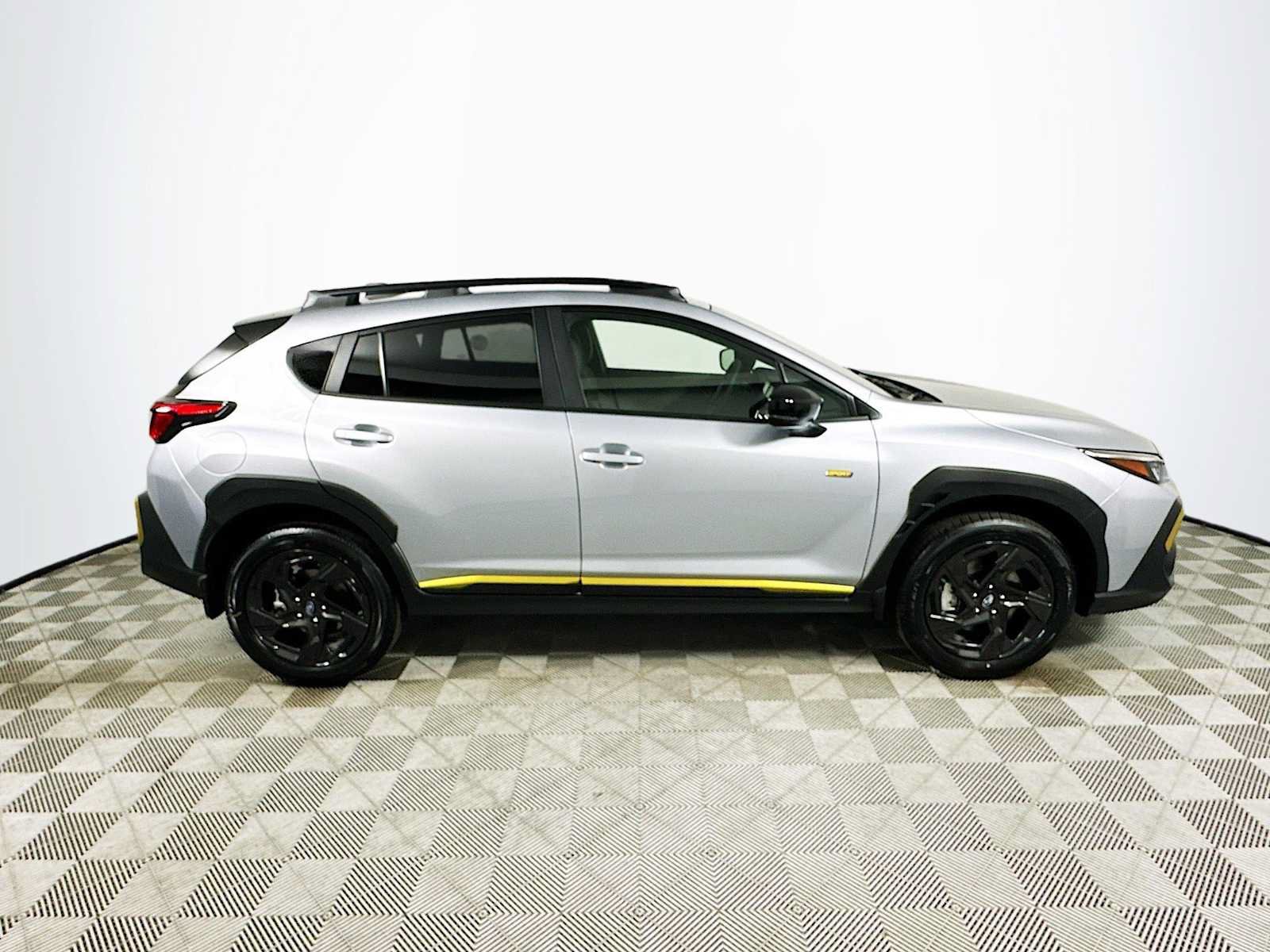Used 2025 Subaru Crosstrek 2.5i Sport w/ Crosstrek Mirror Package AWD/4WD image 8