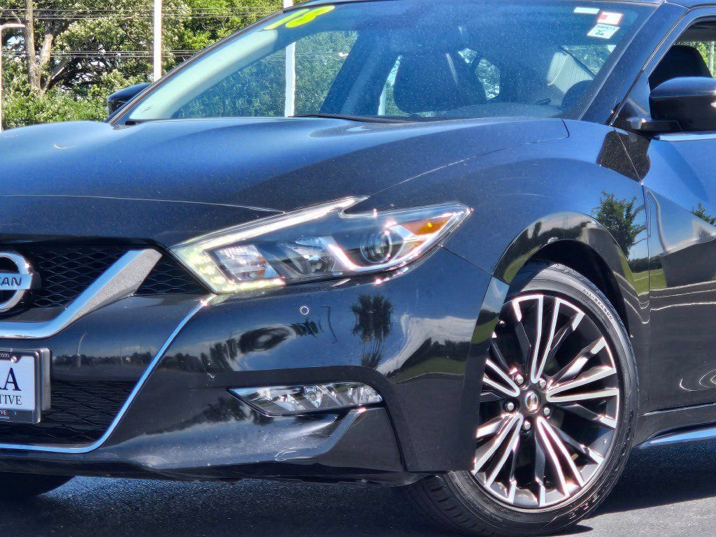 Used 2018 Nissan Maxima Platinum FWD image 2
