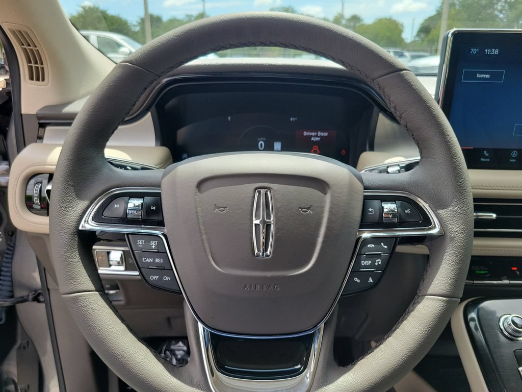 Certified 2023 Lincoln Nautilus FWD w/ Premium Package image 21