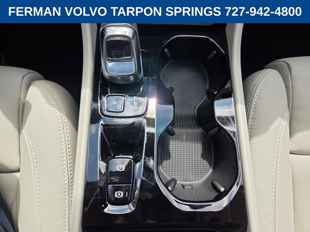 New 2026 Volvo XC40 B5 Ultra w/ Protection Package Premier AWD/4WD image 28