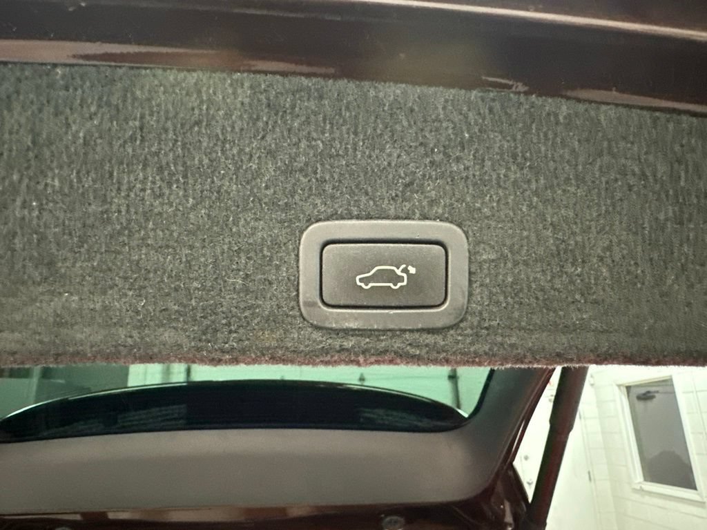 Used 2015 Volvo XC60 T6 AWD/4WD image 36