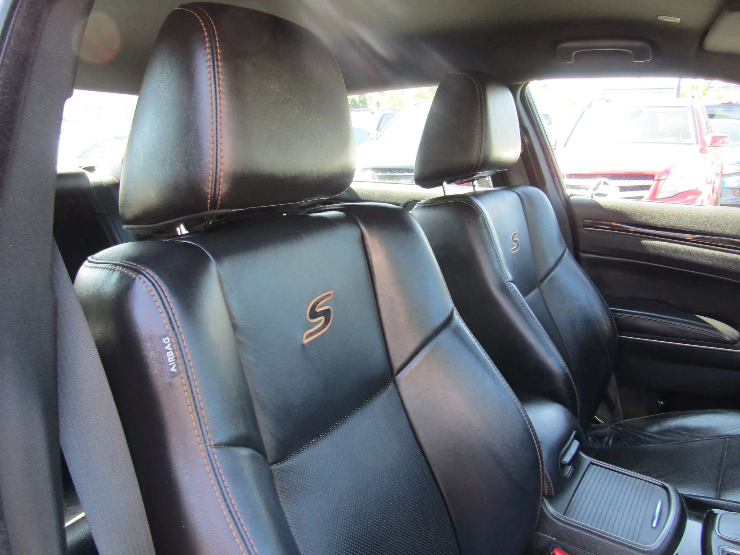 Used 2018 Chrysler 300 S w/ Safetytec Plus Group AWD/4WD image 16