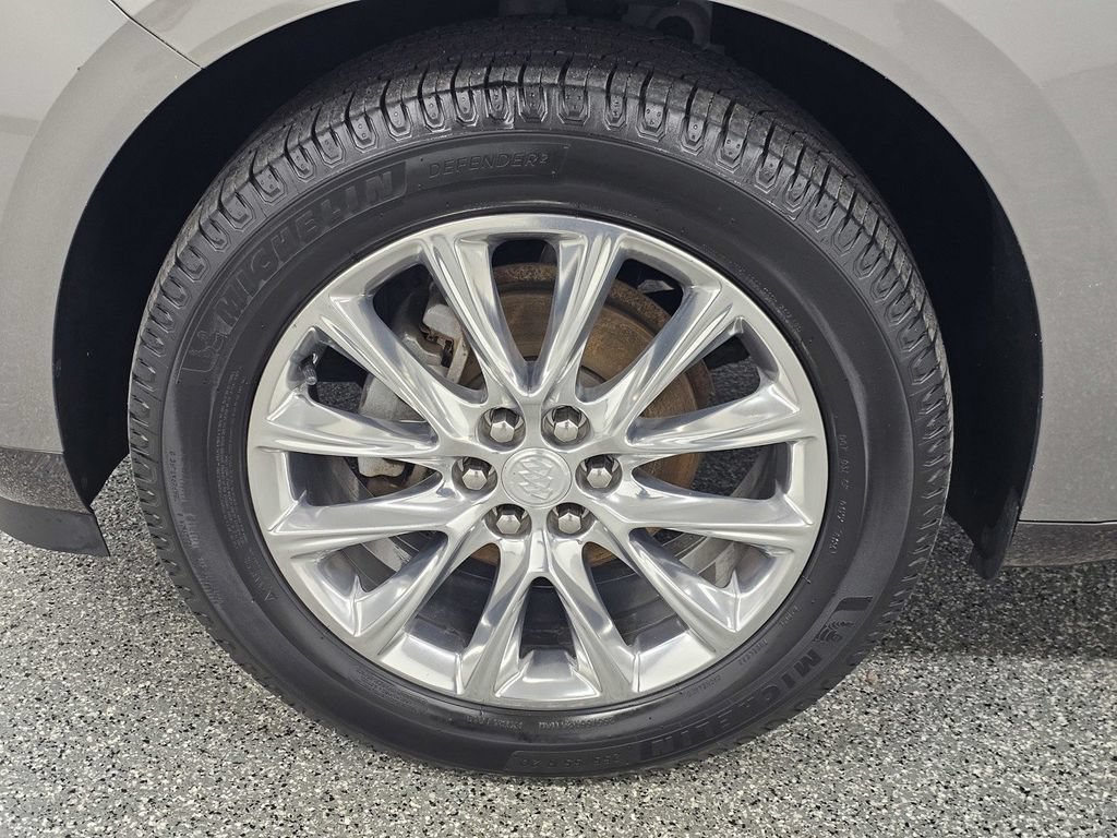 Used 2019 Buick Enclave Essence w/ Trailering Package, 5000 lbs. FWD image 10