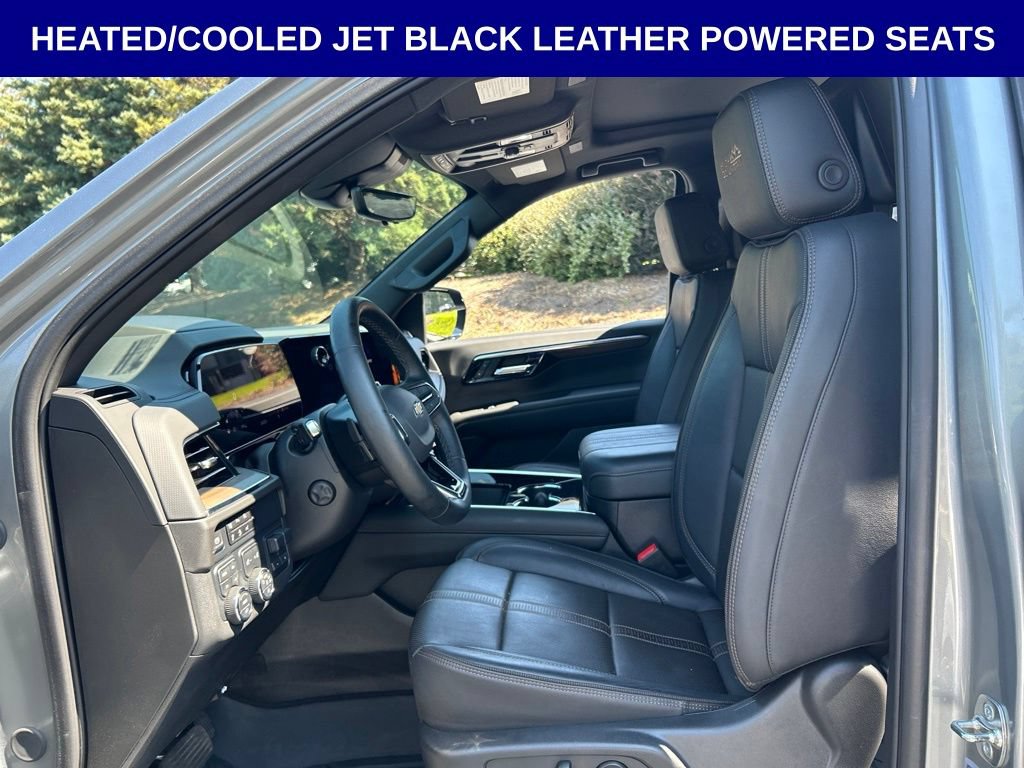 Used 2025 Chevrolet Tahoe High Country AWD/4WD image 6