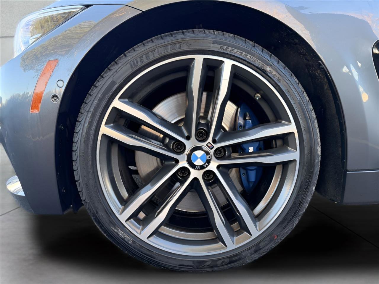 Used 2019 BMW 440i xDrive Coupe w/ M Sport Package image 31