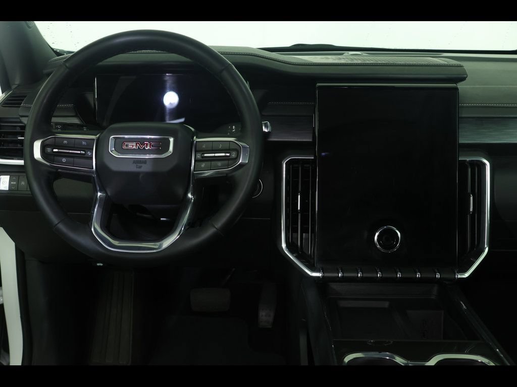 Used 2025 GMC Acadia Elevation FWD image 14