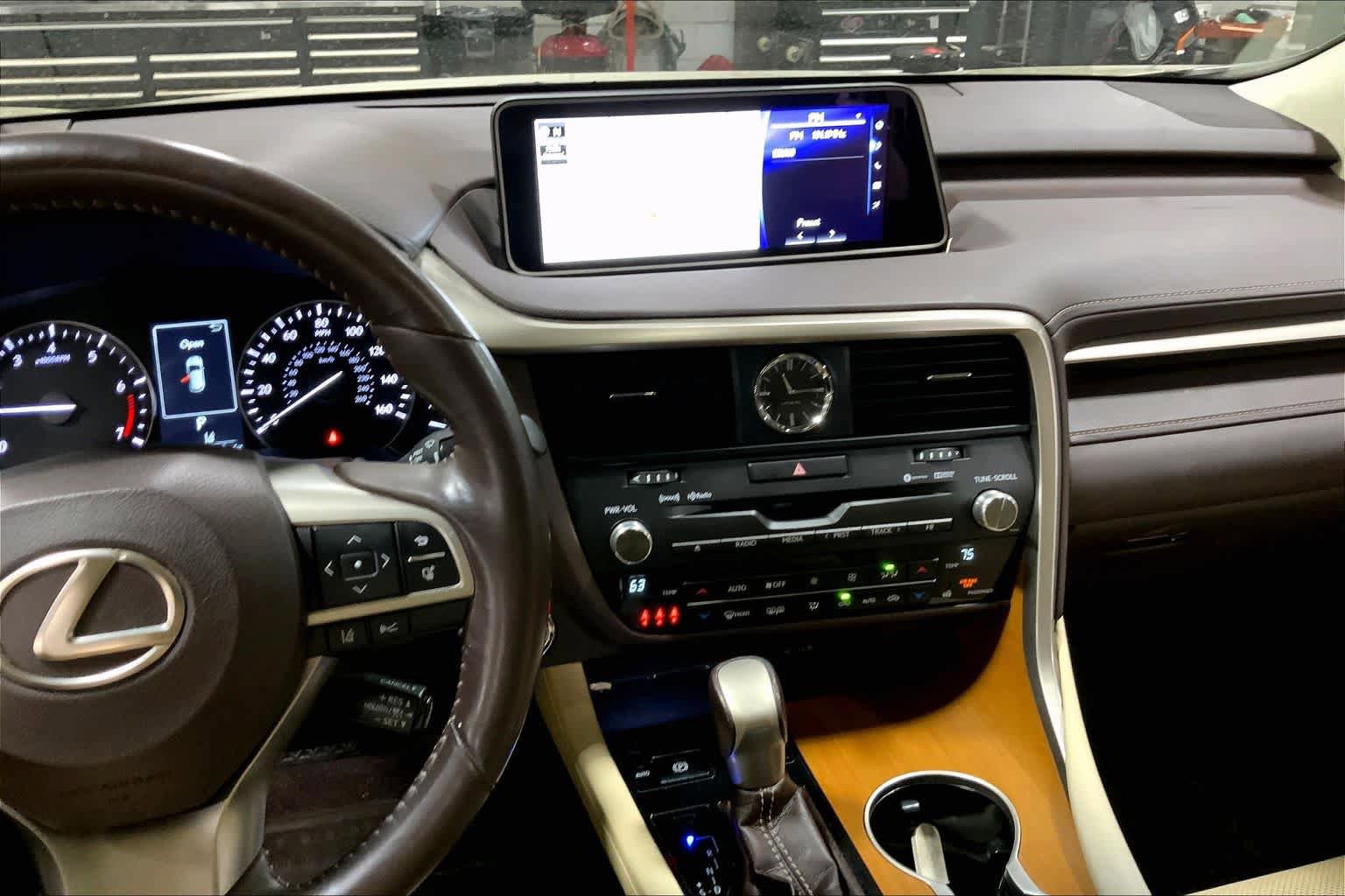 Used 2017 Lexus RX 350 AWD w/ Premium Package image 7