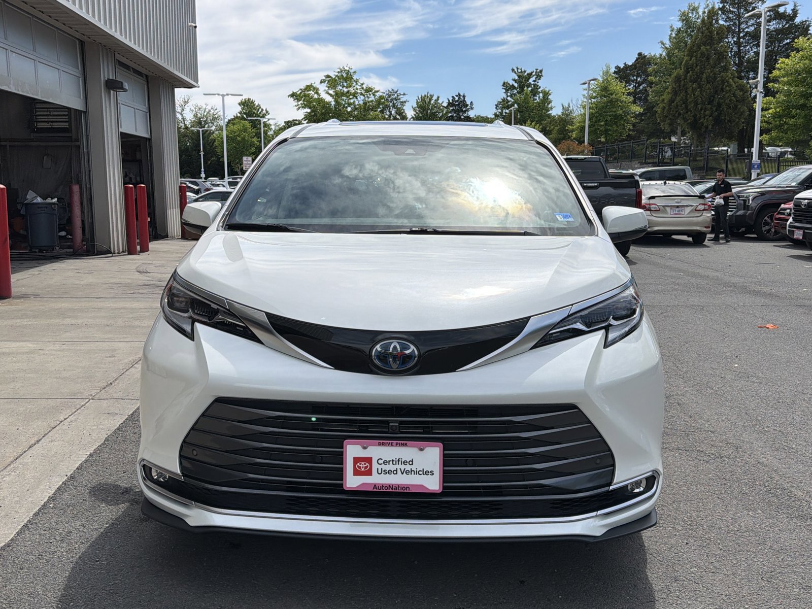 Used 2021 Toyota Sienna Platinum AWD/4WD video 2