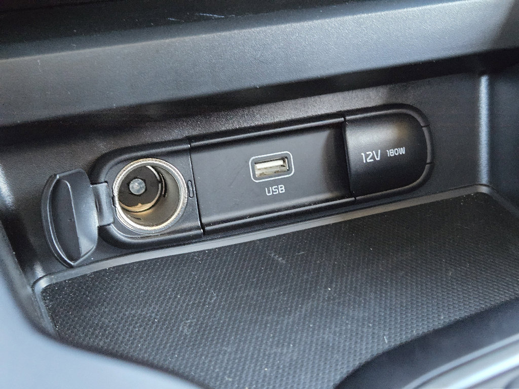 Certified 2025 Kia Soul S image 22