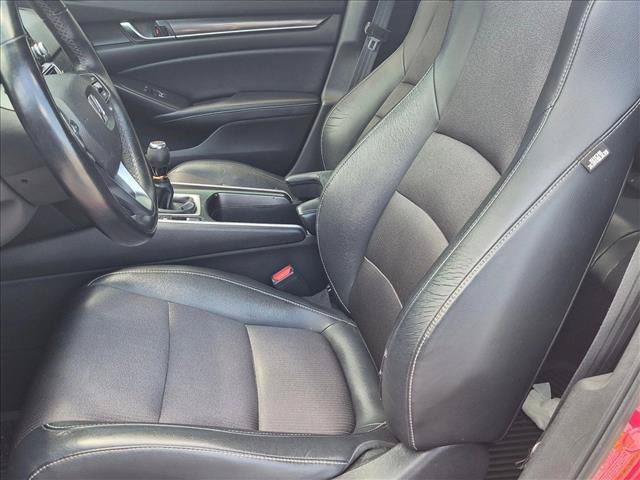 Used 2018 Honda Accord Sport image 16