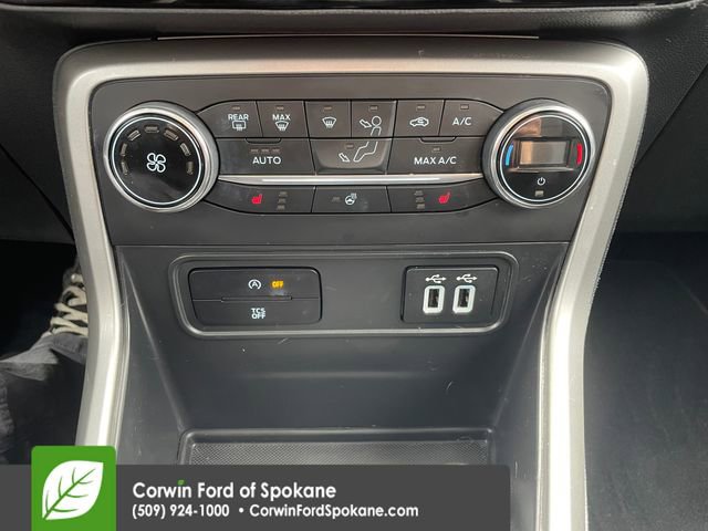 Used 2020 Ford EcoSport Titanium image 30
