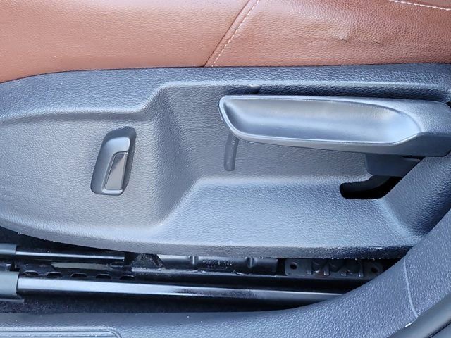 Used 2017 Volkswagen Golf Alltrack S image 17