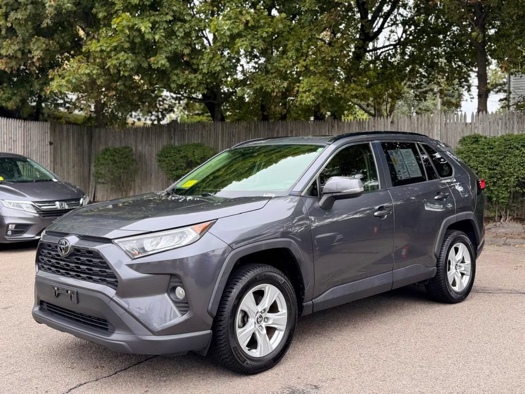 Used 2020 Toyota RAV4 XLE w/ Convenience Package AWD/4WD image 2