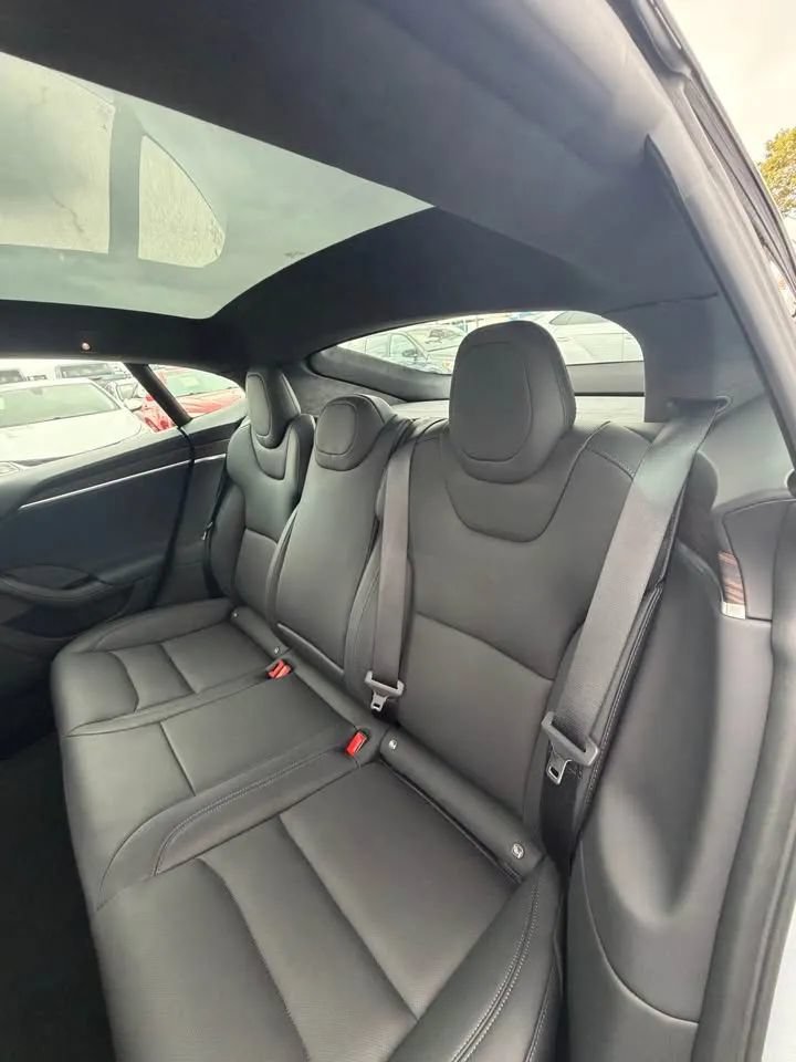 Used 2025 Tesla Model S AWD/4WD image 5