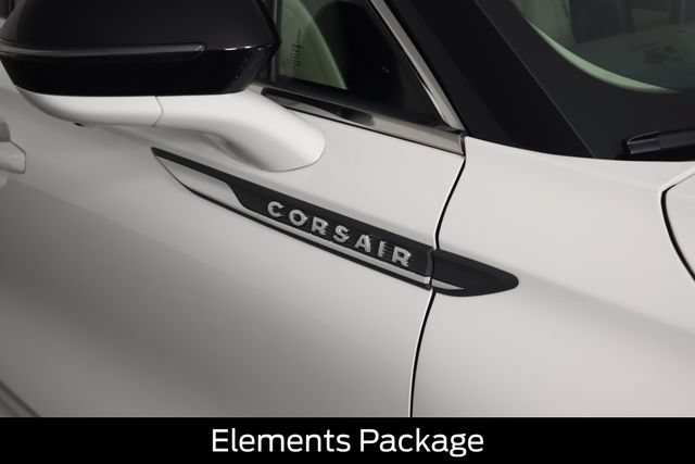 Used 2022 Lincoln Corsair Reserve w/ Equipment Group 201A AWD/4WD image 16