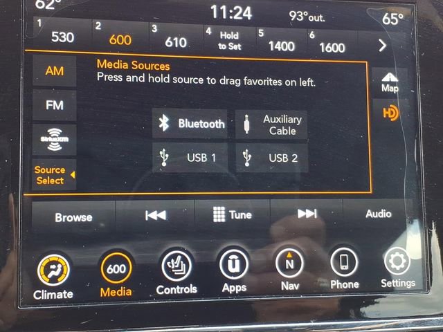 Used 2022 Jeep Grand Cherokee Limited RWD image 7