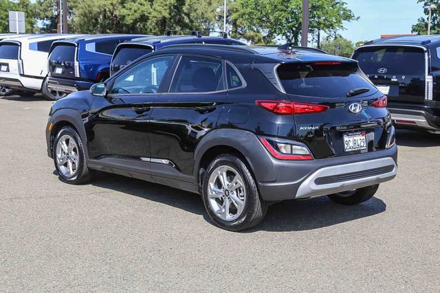 Certified 2022 Hyundai Kona SEL w/ Cargo Package AWD/4WD image 2