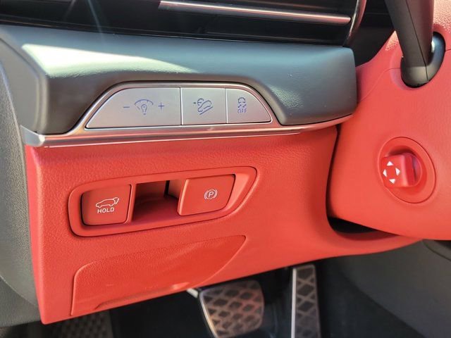 Used 2025 Genesis GV80 3.5T e-SC image 27