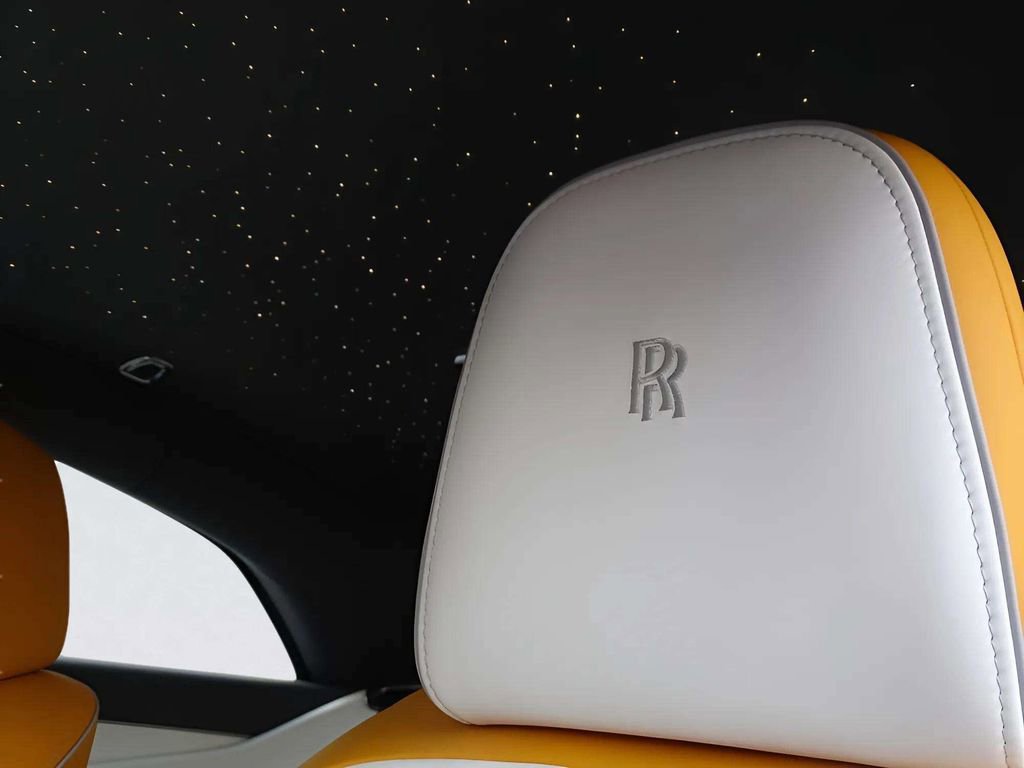 Used 2024 Rolls-Royce Spectre w/ Spectre Launch Package image 6
