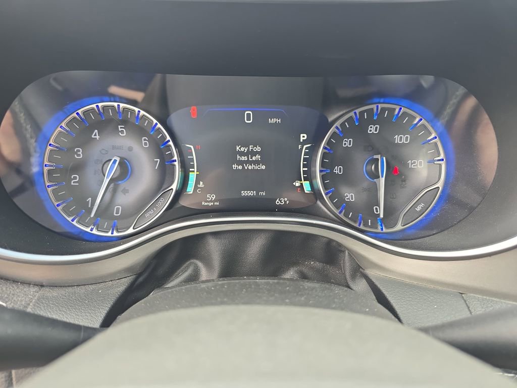 Used 2022 Chrysler Pacifica Limited w/ S Appearance Package FWD image 20