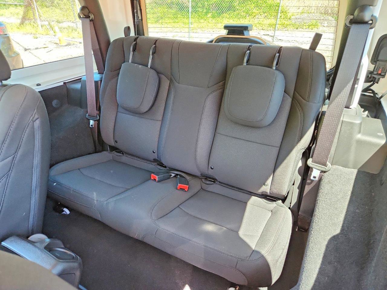 Used 2023 Jeep Wrangler Sport AWD/4WD image 7