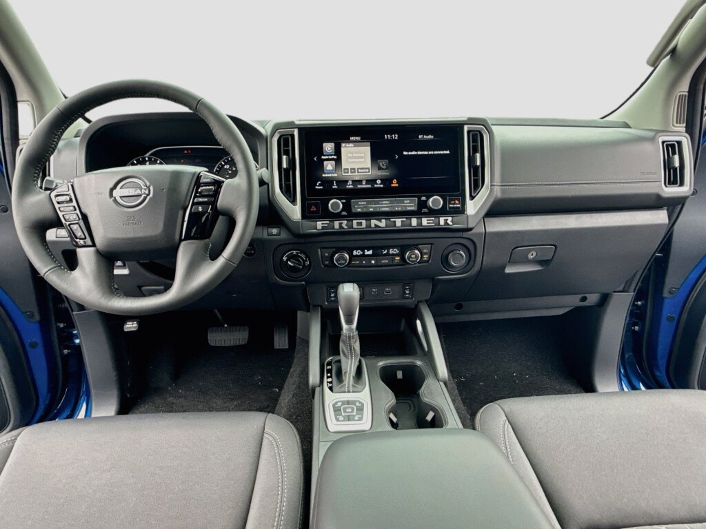 New 2027 Nissan Frontier SV w/ SV Convenience Package AWD/4WD image 3