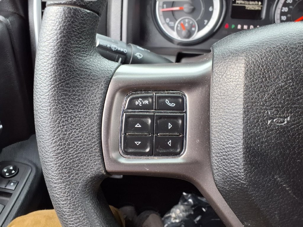 Used 2024 RAM 1500 Warlock RWD image 13