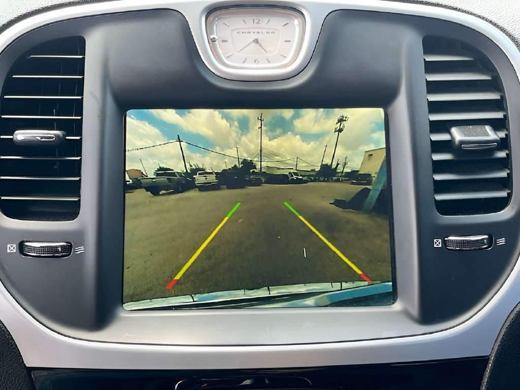 Used 2023 Chrysler 300 Touring RWD image 13